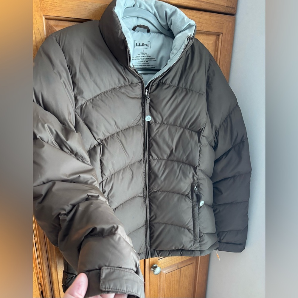 L.L. Bean puffer coat, women’s SZ S Goose Down - Picture 5 of 7